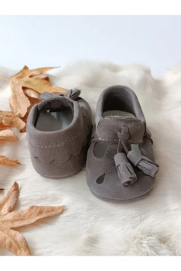 Детские кожаные пинетки-мокасины с кисточками Hodore, Tasseled Gray — фото 3