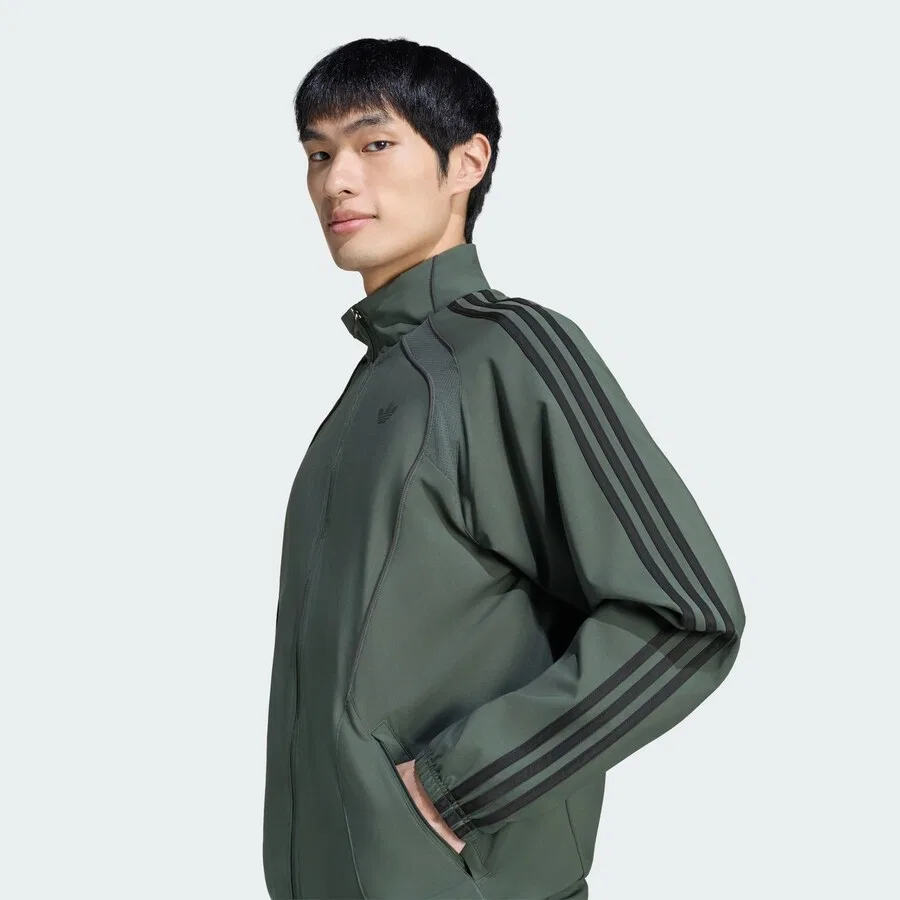 Межсезонная куртка ADIDAS ORIGINALS 'Teamgeist 26' графитового цвета — фото 3