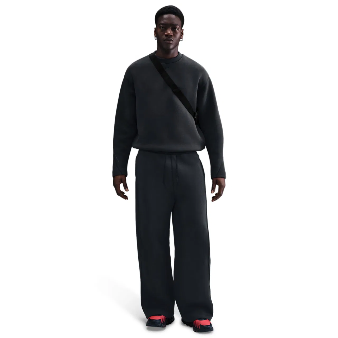 Мужская толстовка Tech Fleece Crew Nike, цвет Black/Anthracite — фото 3