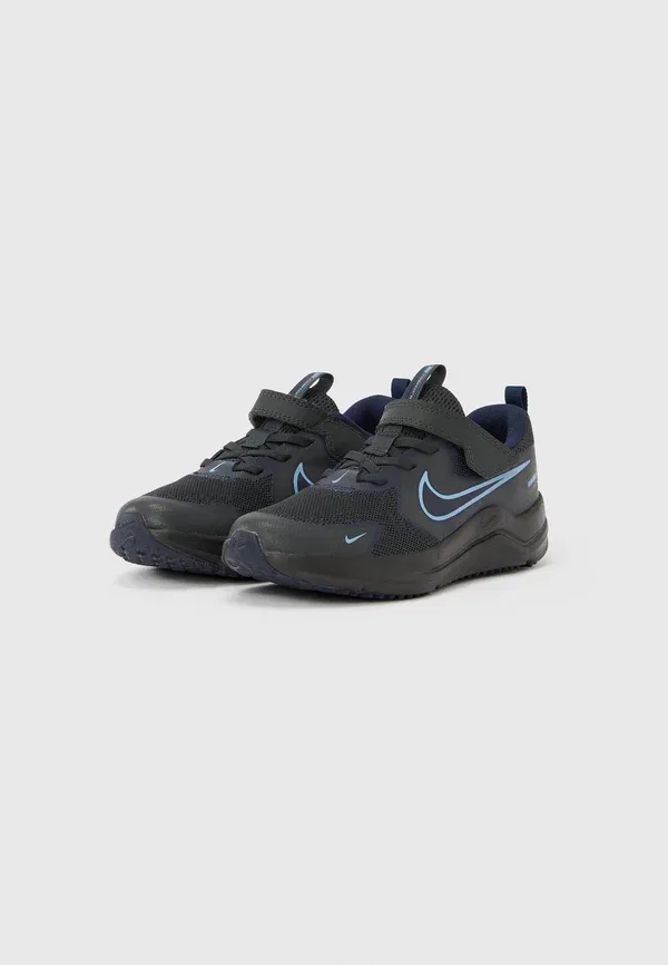 Кроссовки для бега Cosmic runner Nike Performance Anthracite, Work Blueened Blue, черный/синий — фото 2