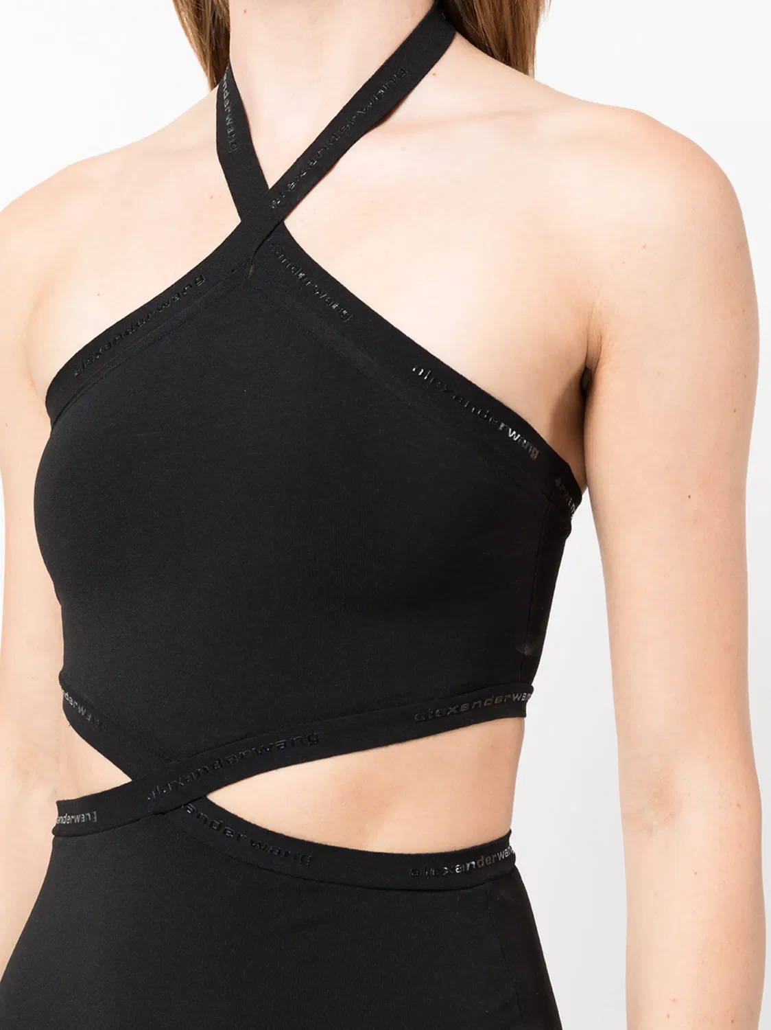 Мини-платье с вырезами и халтером Alexander Wang, черный — фото 4