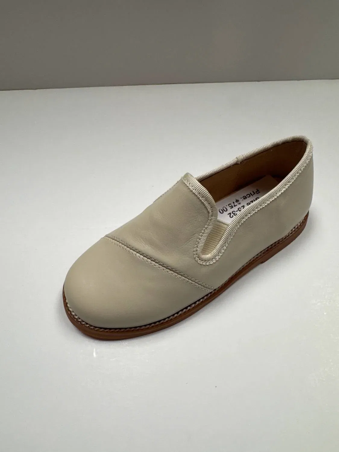 Детские туфли без шнуровки из премиальной кожи Nora Classic Slip-On 1936, бежевый