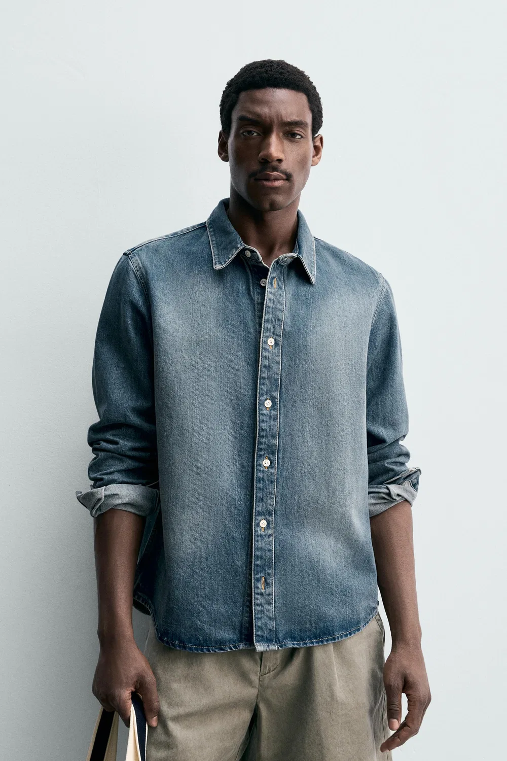 Джинсовая рубашка-куртка из хлопка и лиоцелла ZARA, Mid-Blue — фото 2