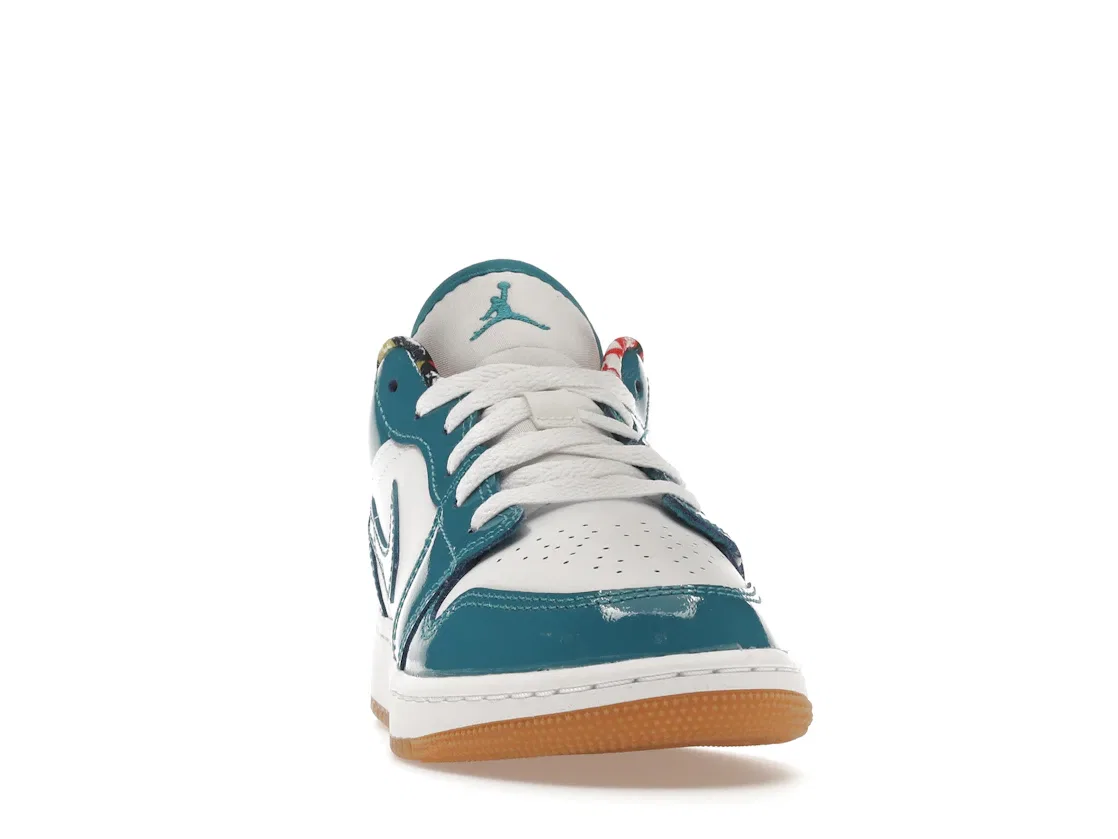 Детские кроссовки Lifestyle Jordan 1 Low, Cyber Teal White Gum — фото 2