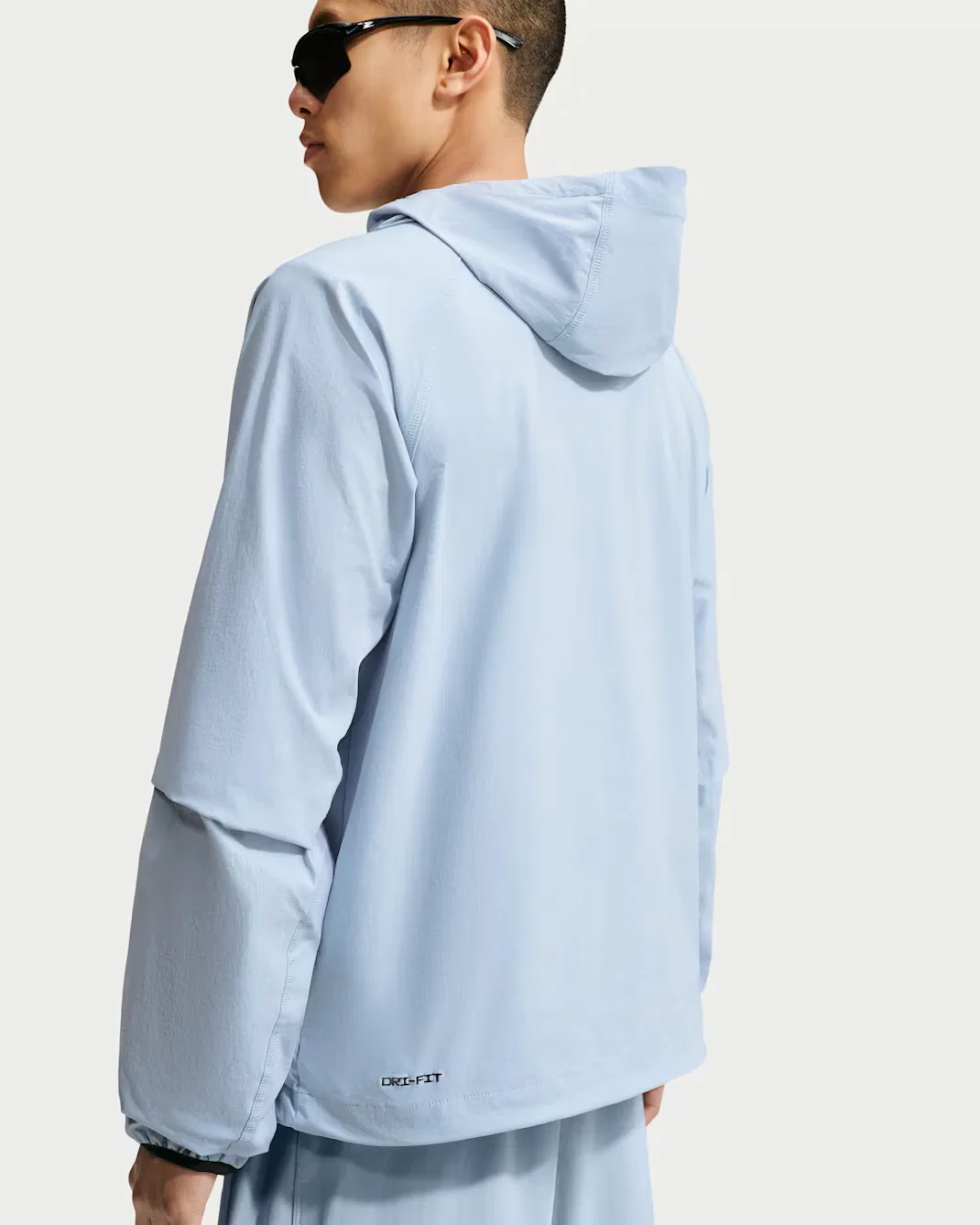 Мужская ветровка Dri-FIT Woven на молнии Nike Tech, Light Armory Blue/Light Armory Blue/Black — фото 2