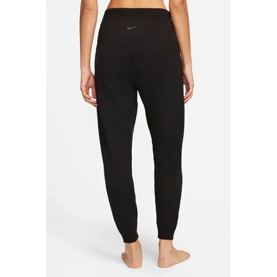 Женские спортивные штаны из флиса с длиной 7/8 Yoga Luxe Nike, Черный — фото 2