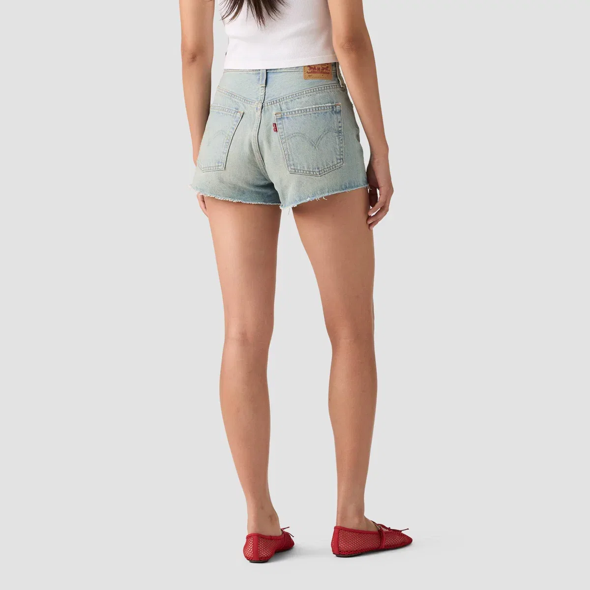Женские шорты джинсовые с высокой посадкой 501 Original Fit Levi's, Extended Vacation — фото 2