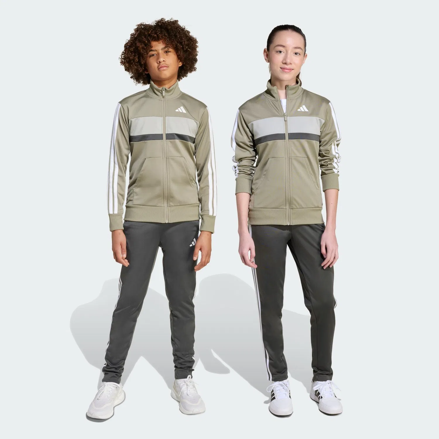Детский спортивный костюм с принтом Tiberio 3-Streifen Tricot Kids Adidas, Цвет Silver Dunkelgrau Grau — фото 2