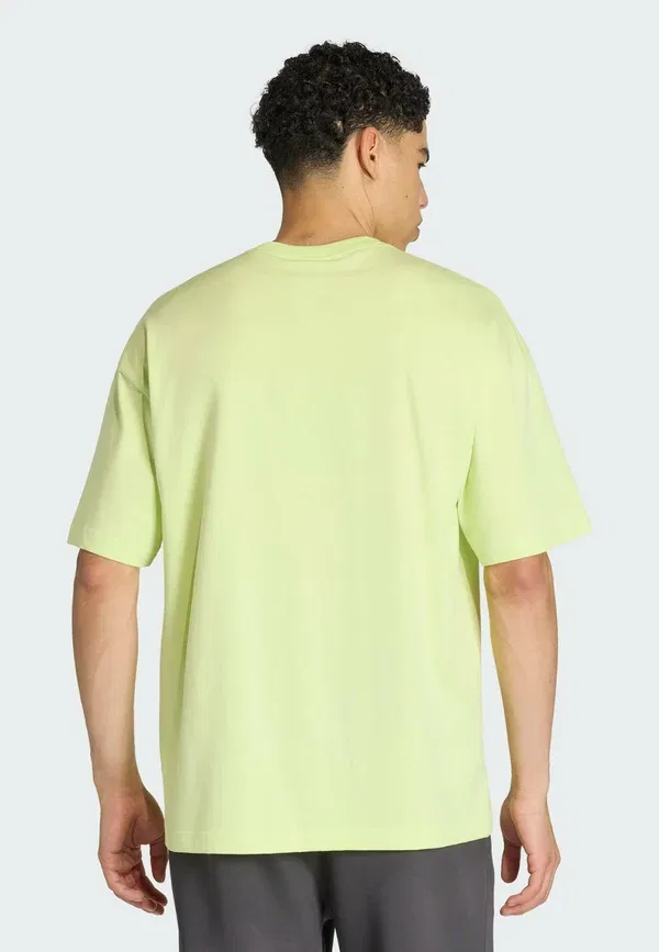 Футболка свободного кроя Adidas Originals Trefoil essentials spacer loose tee basic t-shirt, полузамороженный лимон — фото 2