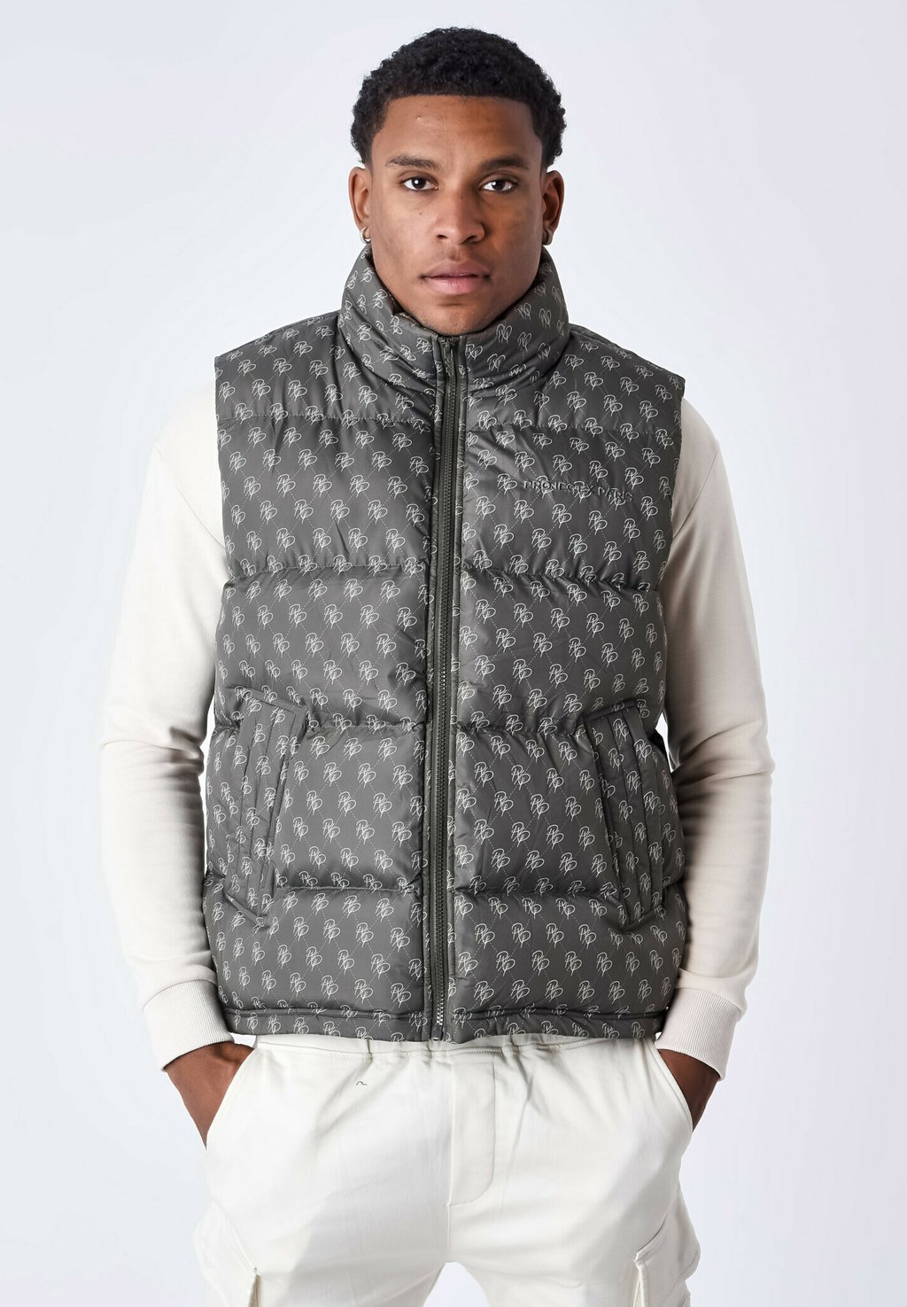 

Жилет ALL OVER MONOGRAMME Project X Paris, цвет Olive Foncé