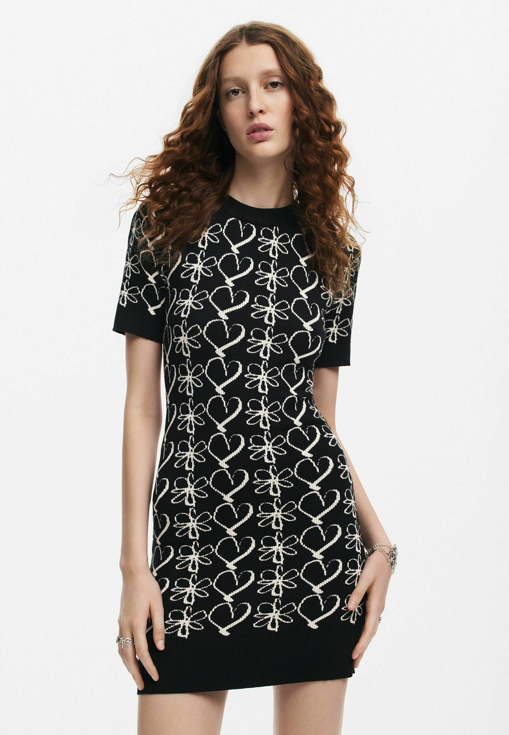 

Джемпер M. CHRISTIAN LACROIX Desigual, черный