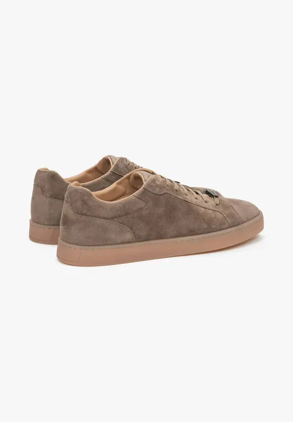 Кроссовки мужские Estro er00119192 40 trainers, коричневый — фото 4