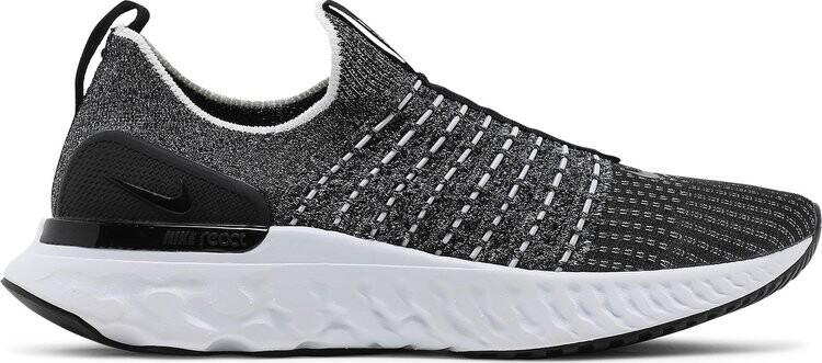 

Кроссовки Nike Wmns React Phantom Run Flyknit 2 'Oreo', черный