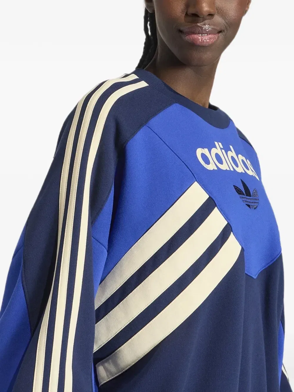 Полосатый свитшот с вышитым логотипом Adidas, синий — фото 3
