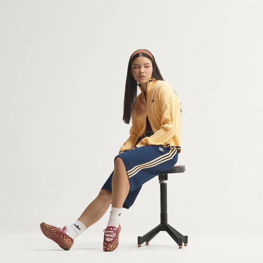 Вязаный кардиган ADIDAS ORIGINALS 'Firebird' светло-желтого цвета — фото 4