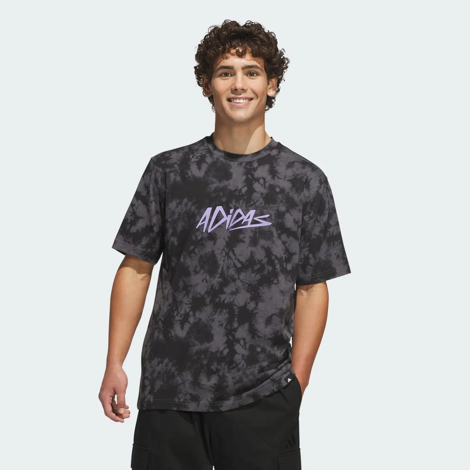 Мужская футболка с графическим принтом Lux Color Grafik Adidas, Kohlengrau — фото 2