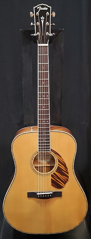 

Fender PD-220E 2022 Натуральный