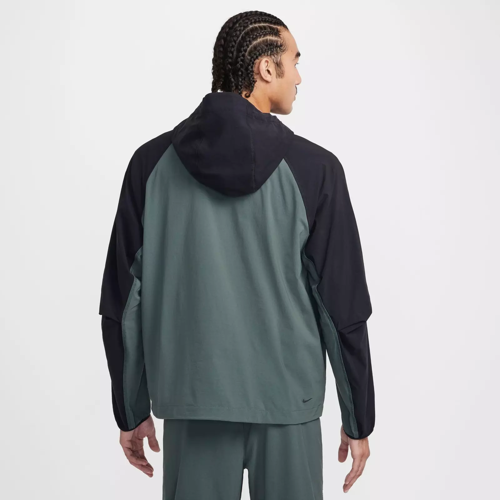 Куртка Men's Nike Tech Windrunner Woven Full-Zip, темно-зеленый/черный — фото 2
