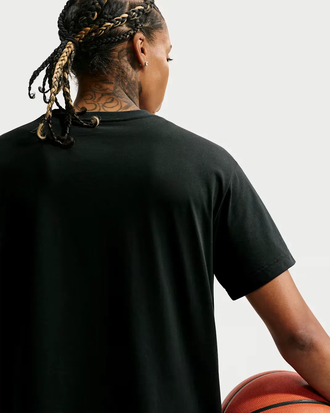 Женская баскетбольная футболка Dri-FIT Nike Move, Black — фото 2