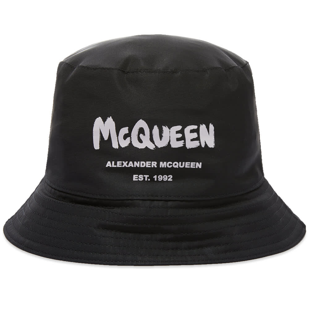 

Панама с граффити-логотипом Alexander McQueen