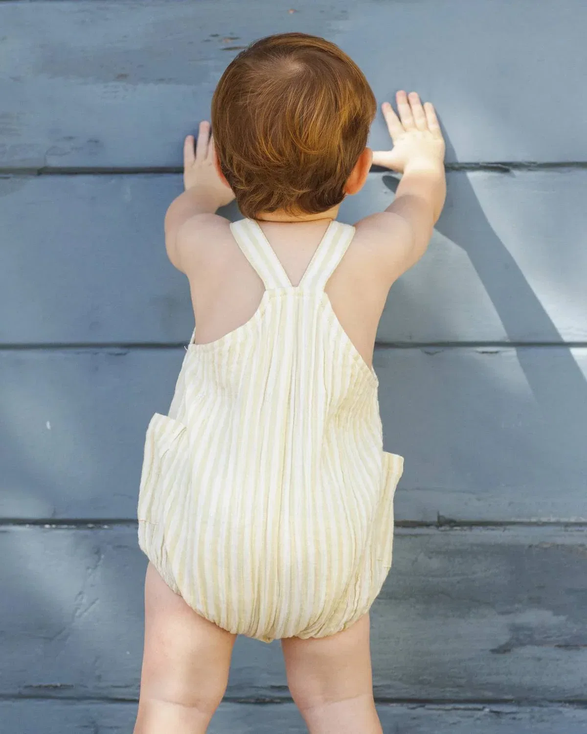 Детский боди-комбинезон с бретелями на пуговицах Lou Romper Rylee + Cru, Citron Stripe — фото 3