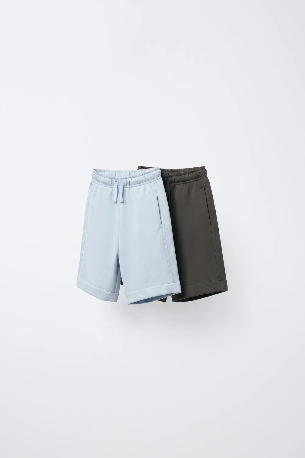 Комплект из двух однотонных бермудских шорт. ZARA, Grey/Blue