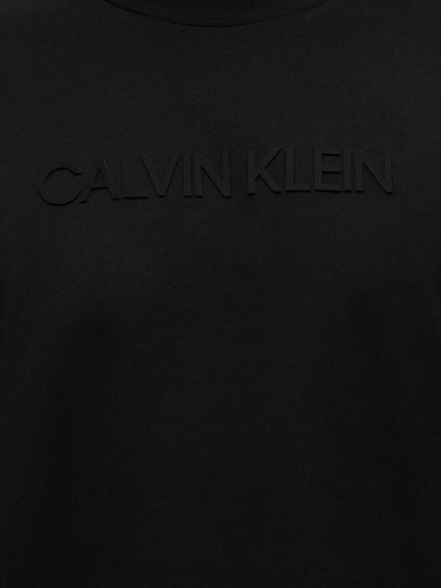Футболка Calvin Klein 20S черного цвета — фото 3