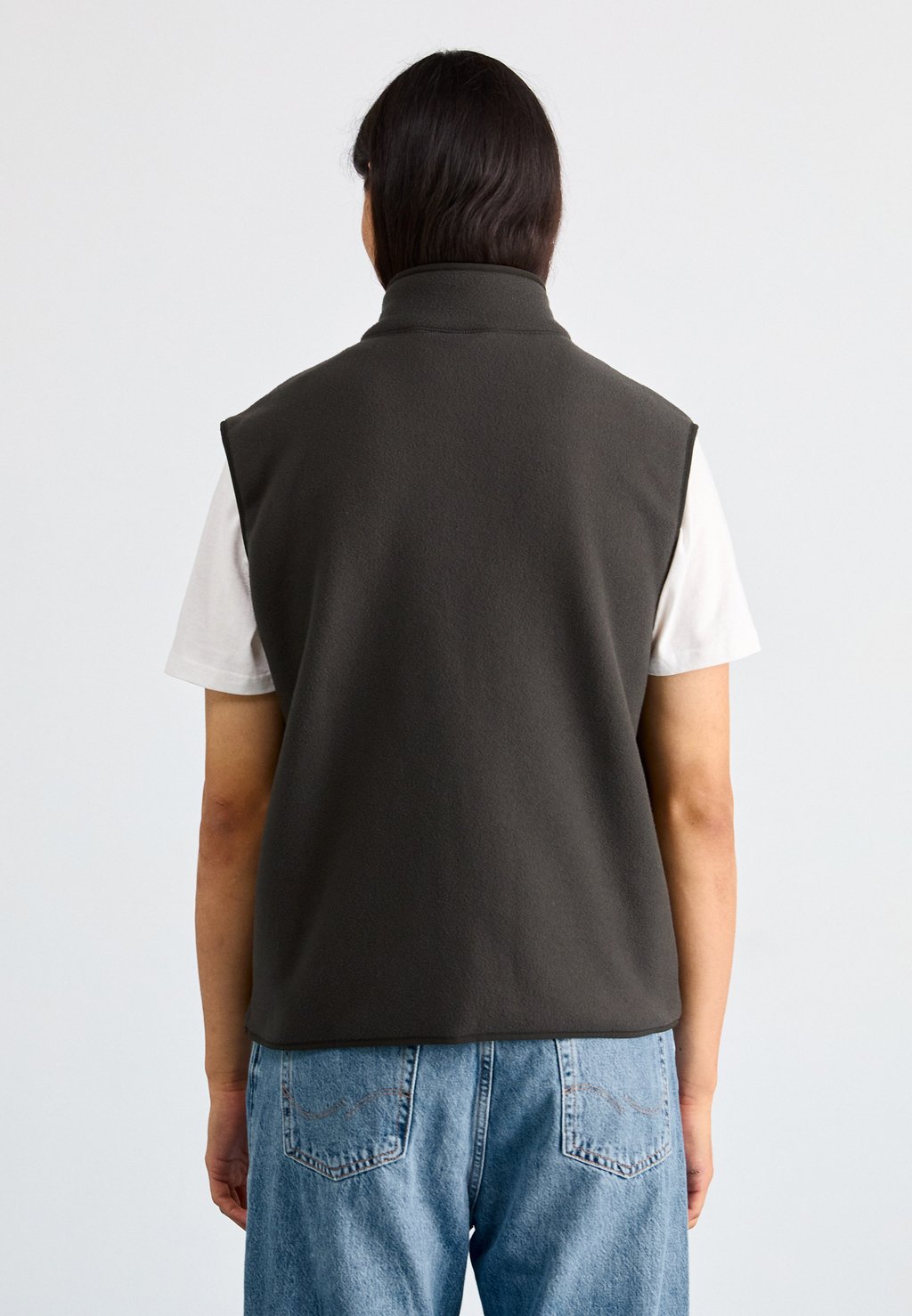 

Жилет CLASSICS POLAR VEST Puma, черный