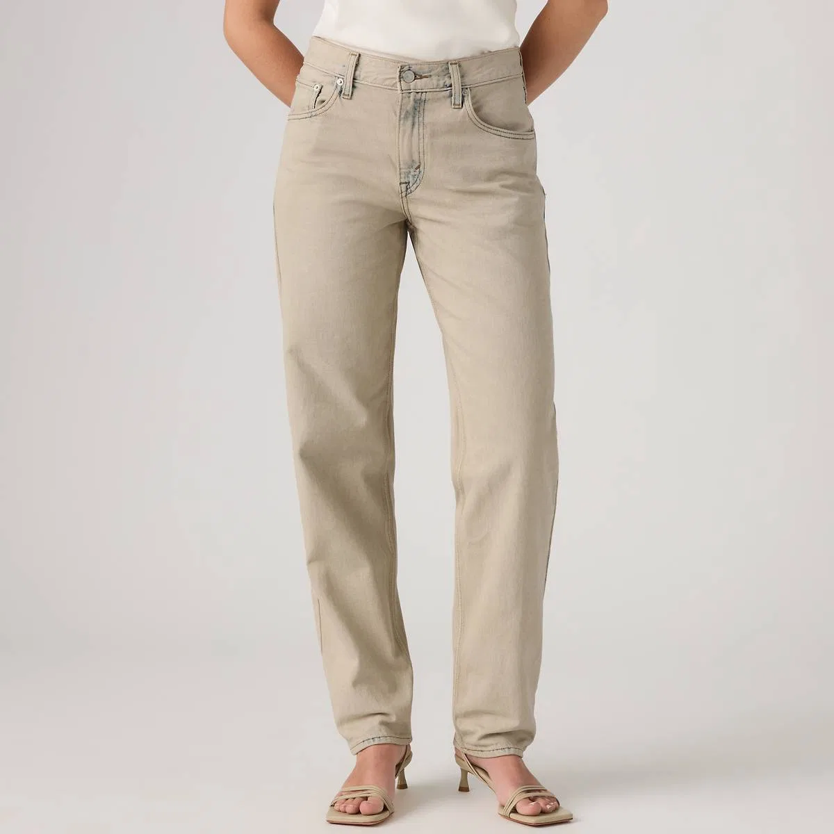 Женские джинсы свободного кроя с зауженными штанинами Levi's, New Hire - Tan — фото 3