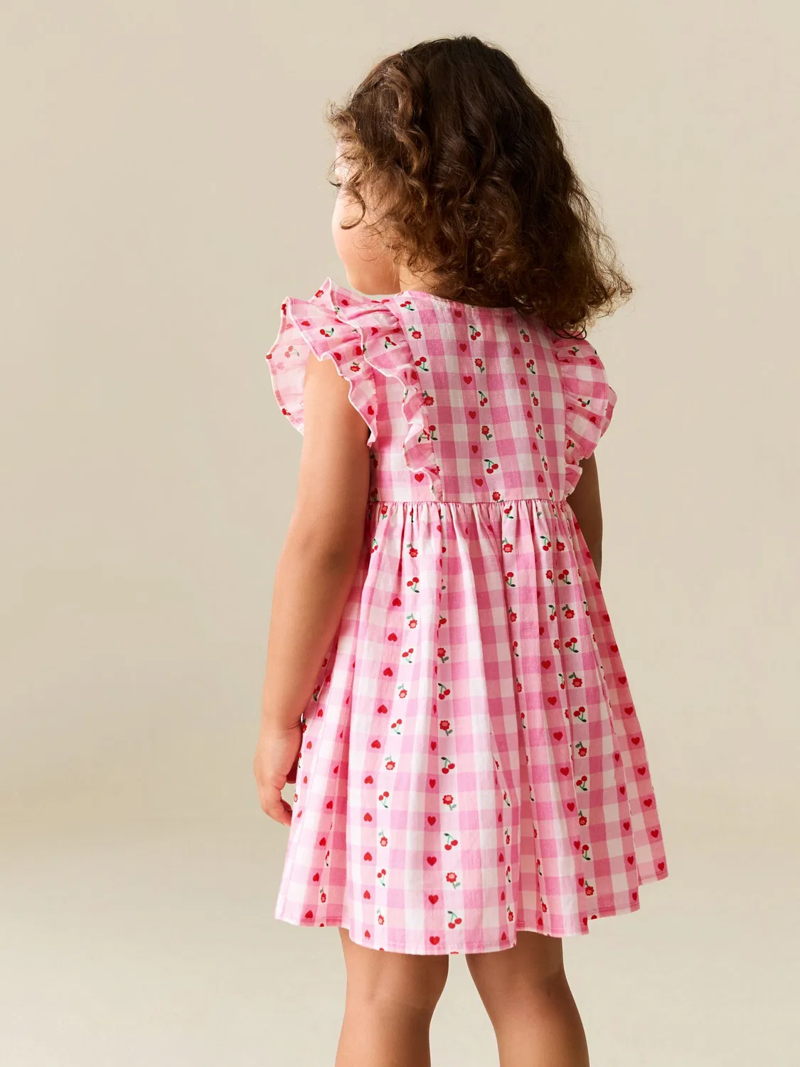 Платье с двойными воланами на рукавах, Pink Gingham Cherry Next, розовый в клетку — фото 3