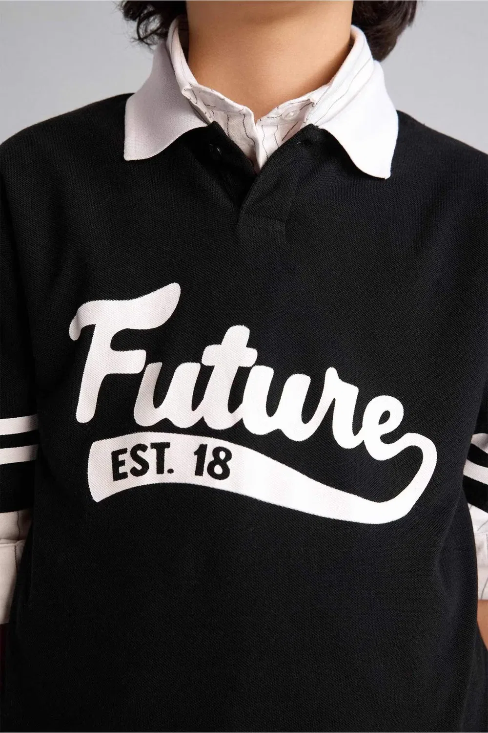 Футболка-поло оверсайз с коротким рукавом и принтом Future Defacto, черный — фото 4