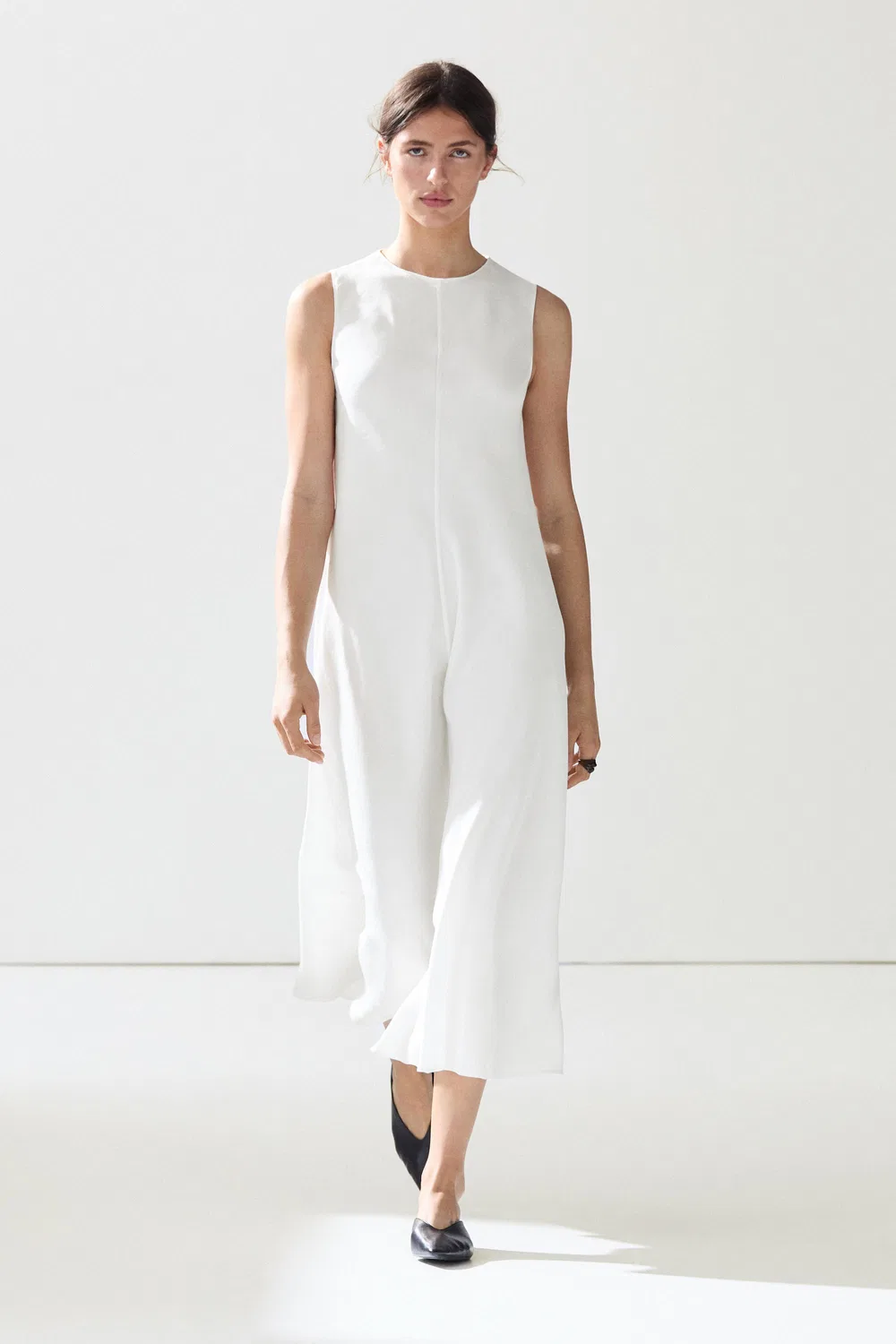Струящееся льняное платье миди Massimo Dutti, белый
