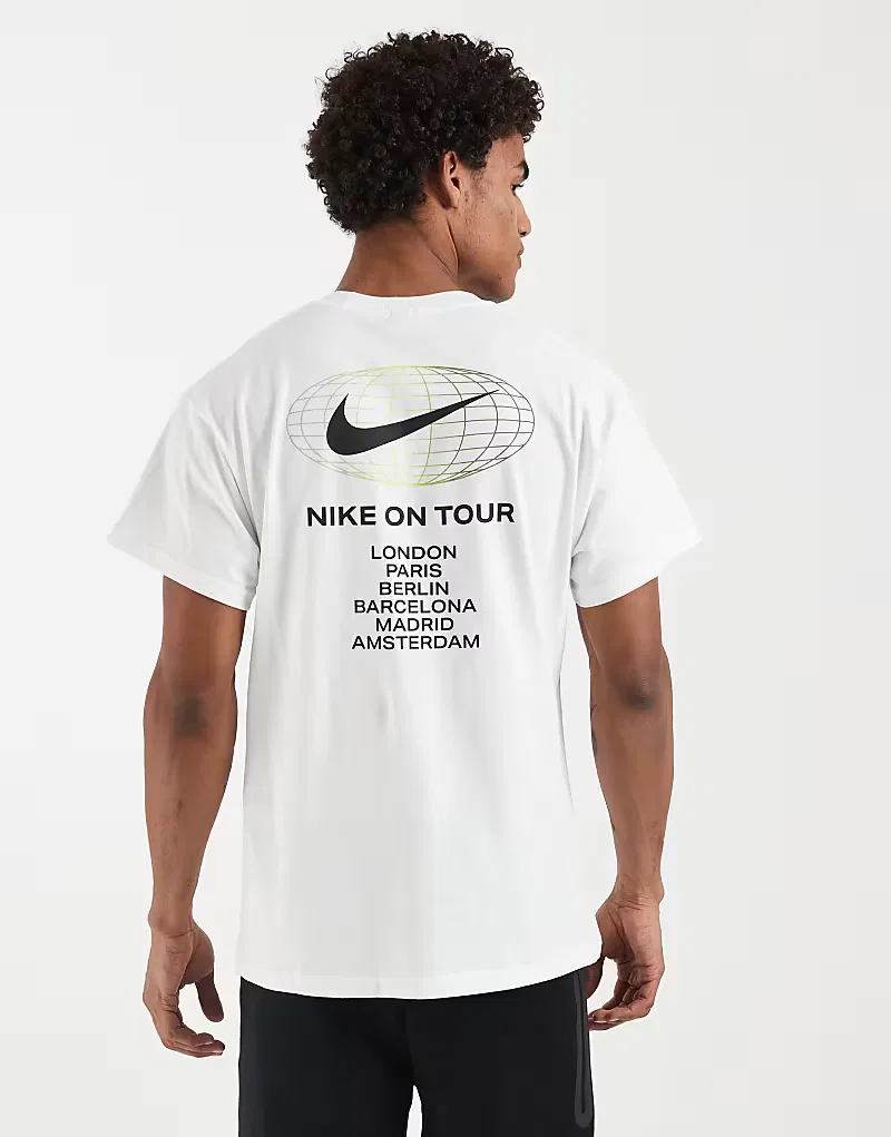 Футболка Nike Athletic с графическим принтом на спине, белая