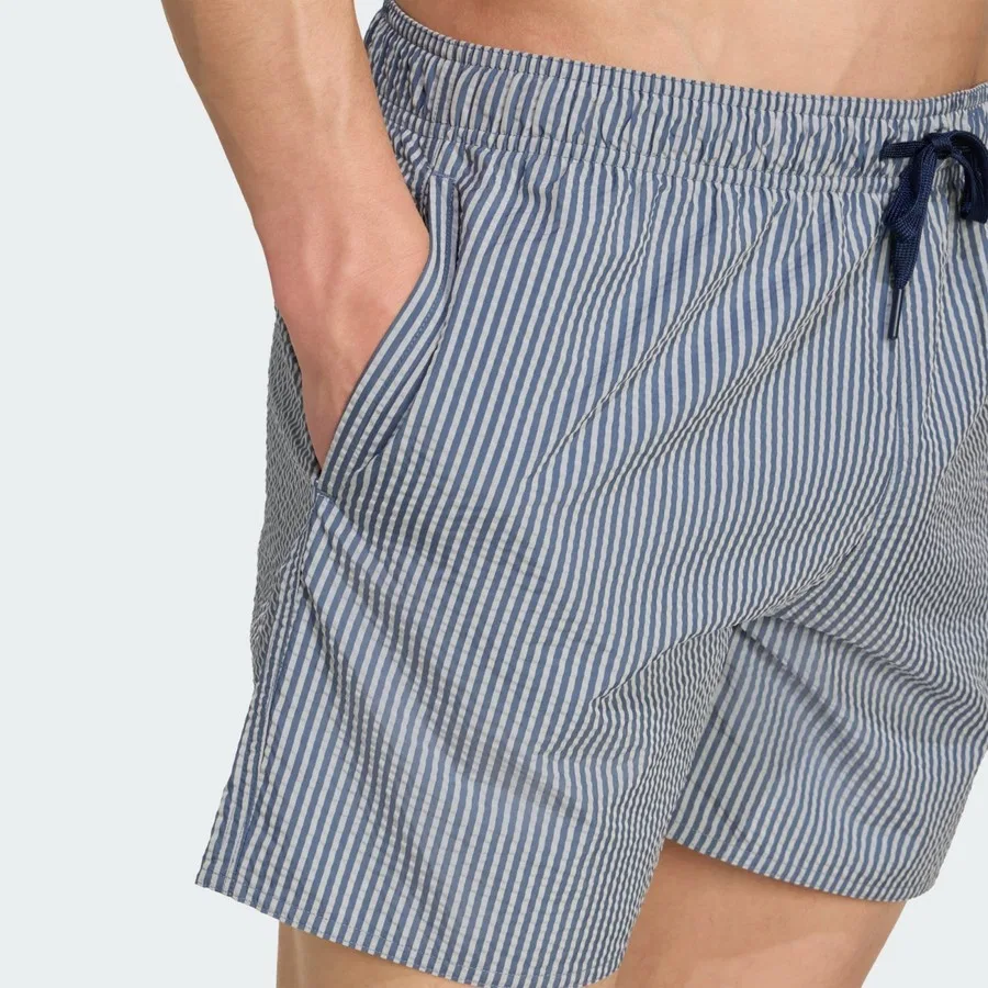 Плавательные шорты с принтом в полоску Sportswear JX2674 Seersucker Stripy Swim Shorts 5-Inch adidas, Белый — фото 4