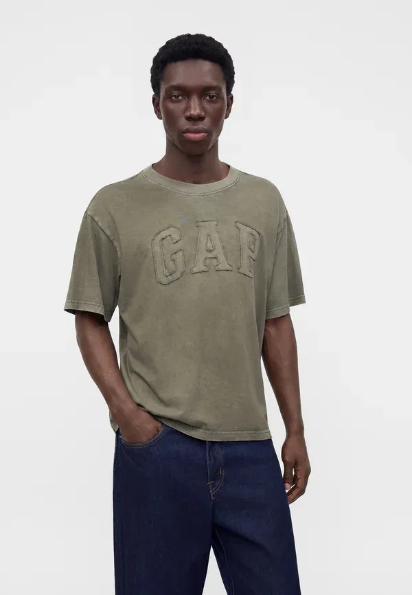 Мягкая футболка свободного кроя на каждый день с логотипом Gap, зеленый — фото 4