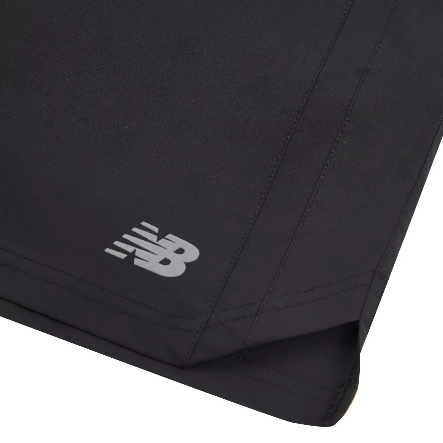 Детские спортивные шорты с внутренним шнурком NB Essential Athletic New Balance, Black — фото 3