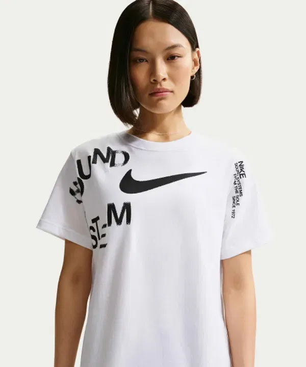 Футболка оверсайз классическая Nike, белый