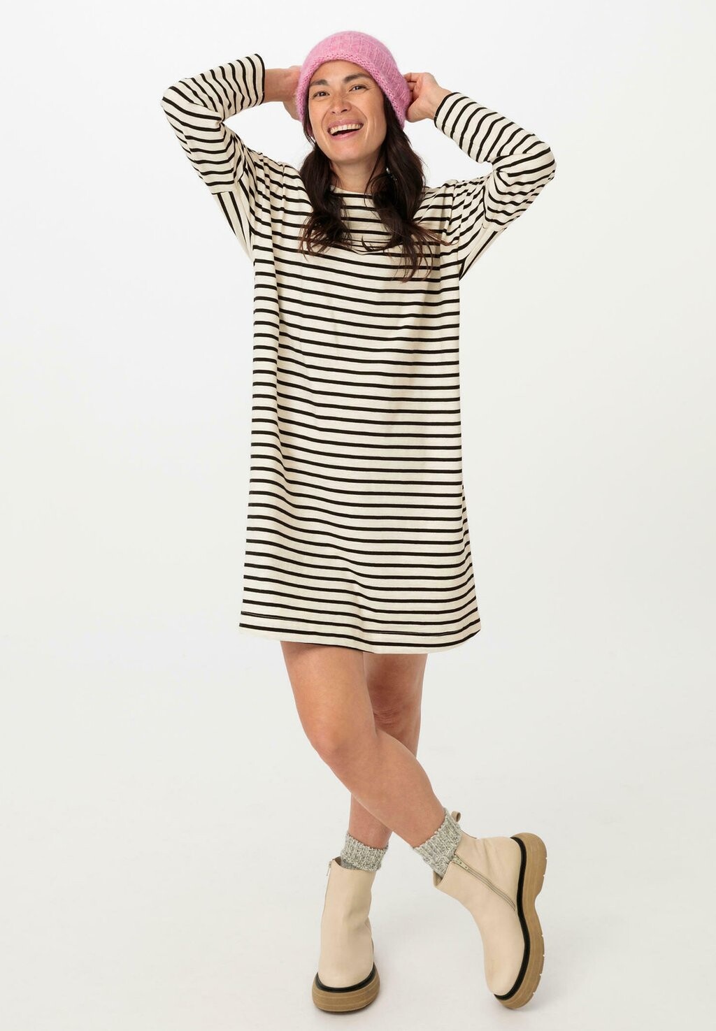 

Платье из джерси STRIPED DRESS hessnatur, черный