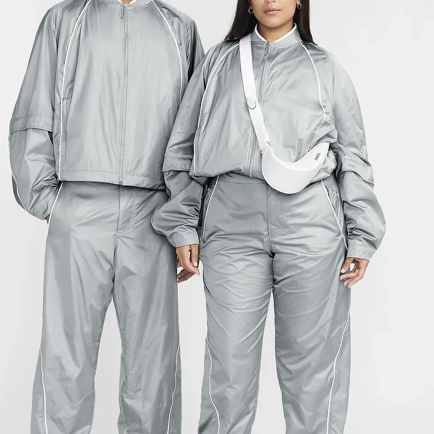 Куртка Jacquemus X Unisex Particle Серый/белый Nike, цвет Particle gray/white — фото 2