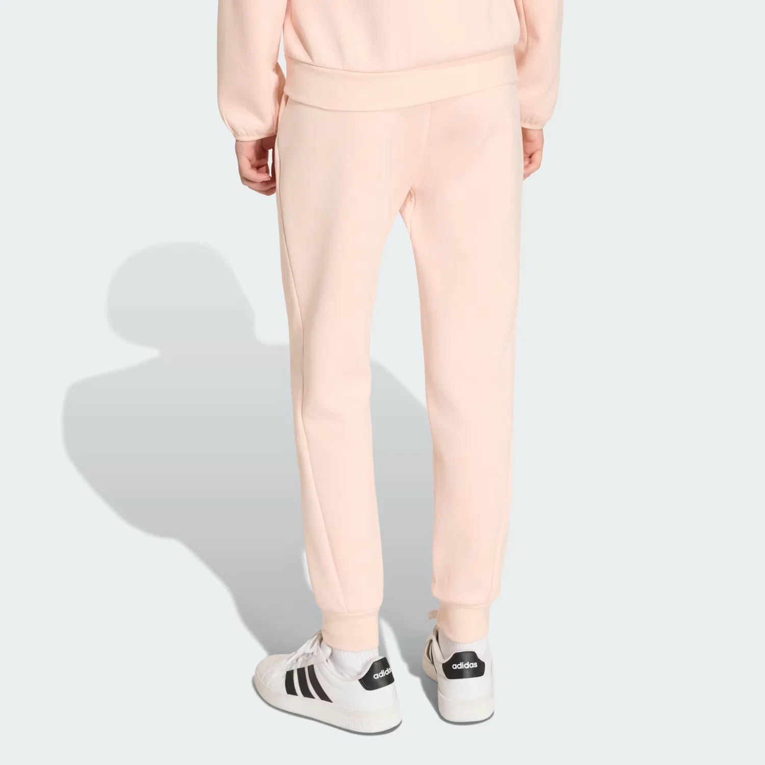 Детские брюки на мягком трикотаже Z.N.E. Tapered-Leg Adidas Sportswear, пудрово-розовый — фото 4