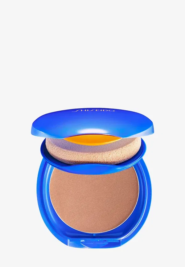 Компактная основа с SPF30 Shiseido, dark beige, 12 г