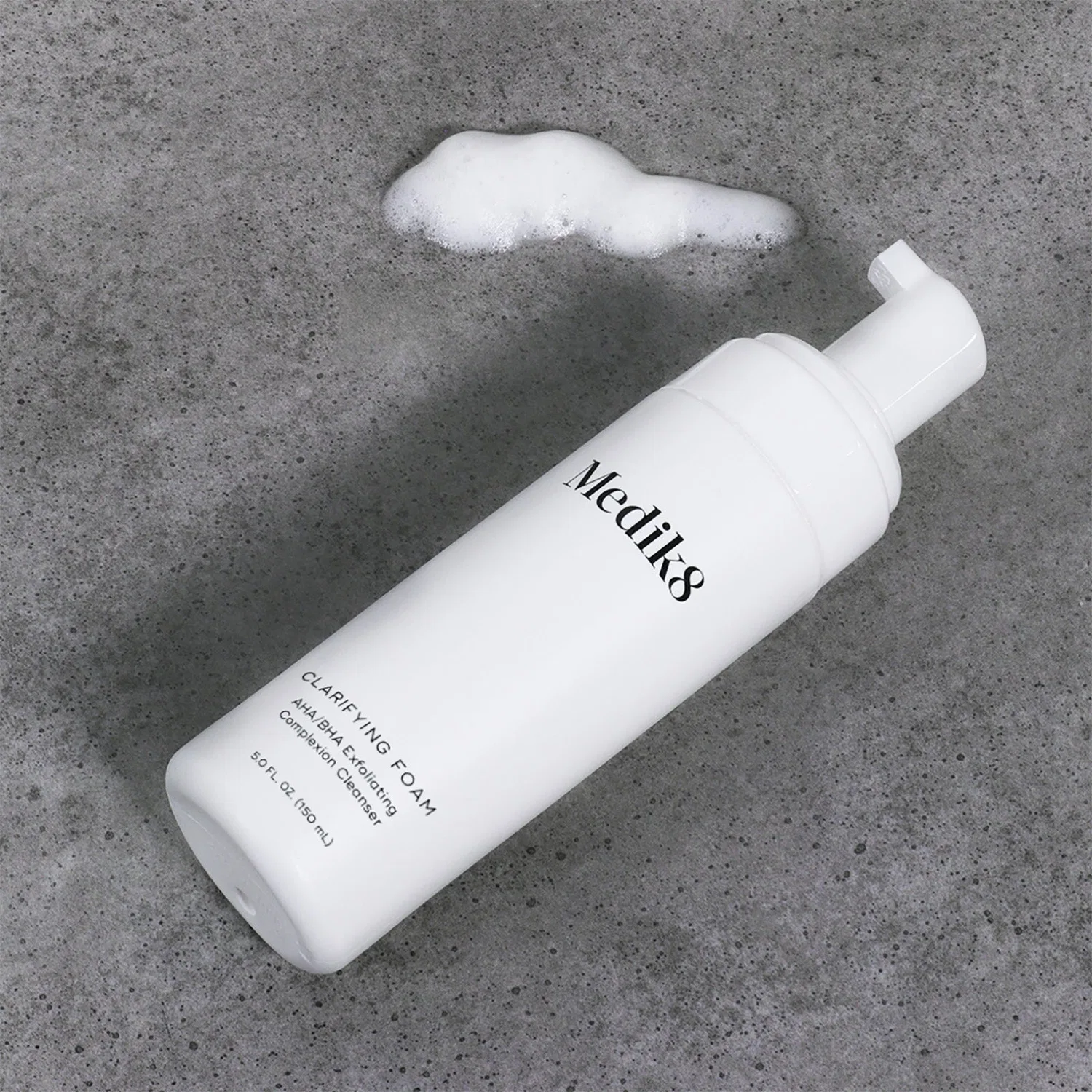 Очищающая пенка с AHA и BHA кислотами Medik8 Clarifying Foam, 150 мл — фото 3