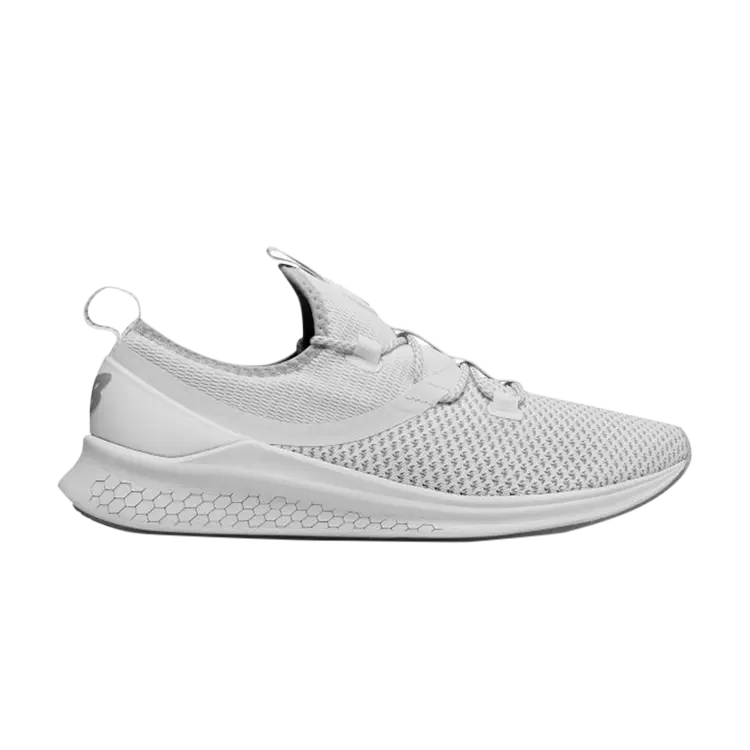 

Кроссовки New Balance Fresh Foam LAZR, белый