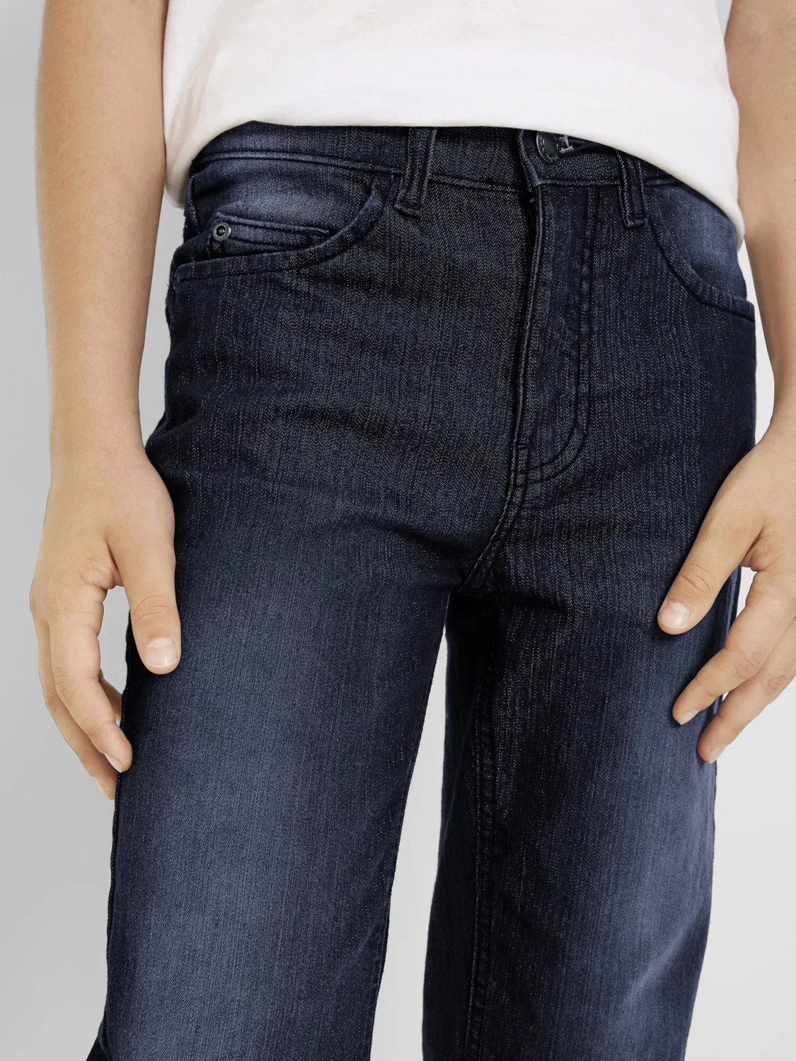 Джинсы Bonprix Slim fit синего цвета — фото 2