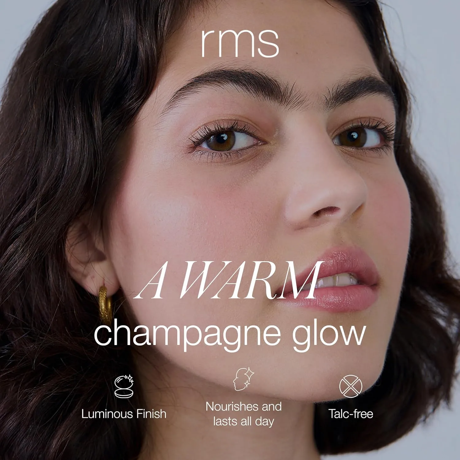 Набор RMS Beauty The Glow Makers Duo: хайлайтер ReDimension Hydra Dew Powder Highlighter и классическая веерная кисть Skin2Skin Classic Fan Brush. — фото 4