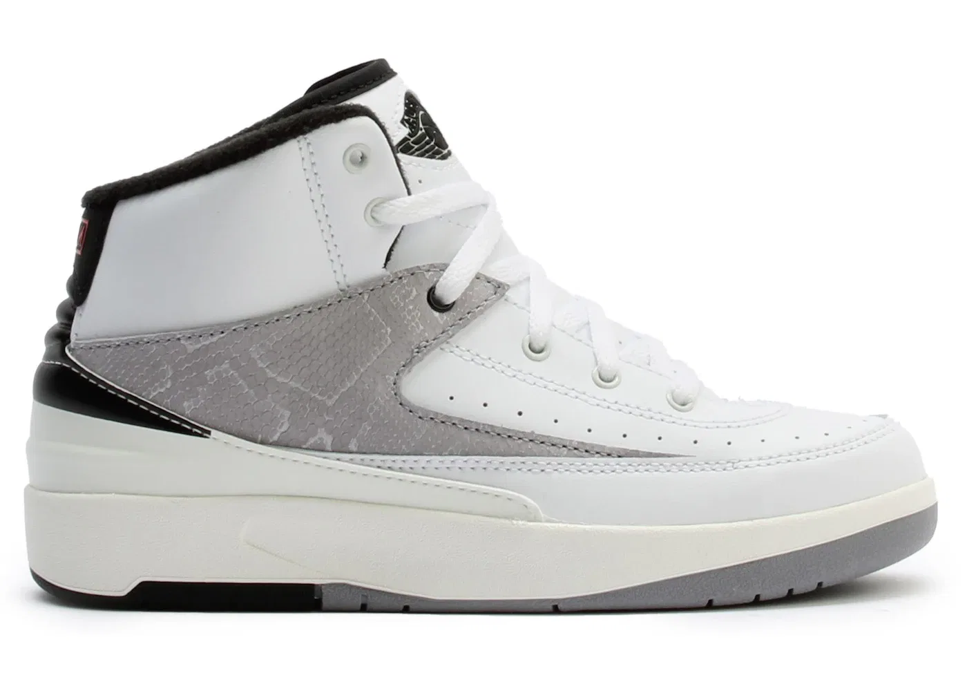 Детские кроссовки Lifestyle Jordan 2 Retro Jordan, White/Fire Red-Black-Sail-Cement Grey