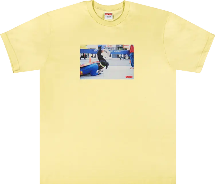 

Футболка Supreme x Pope.L Training Crawl Tee 'Pale Yellow', желтый
