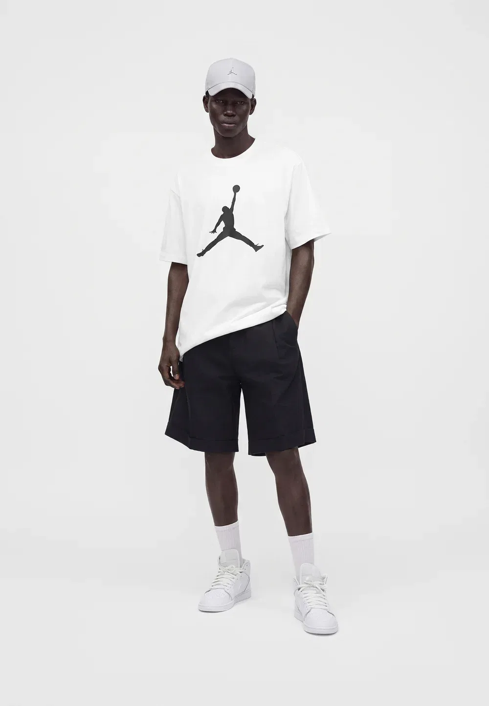 Футболка с принтом команды Jumpman Jordan, White/Black — фото 2