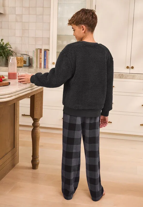 Пижама флисовая Regular fit - single cosy set Next Check Bottom, черный — фото 4