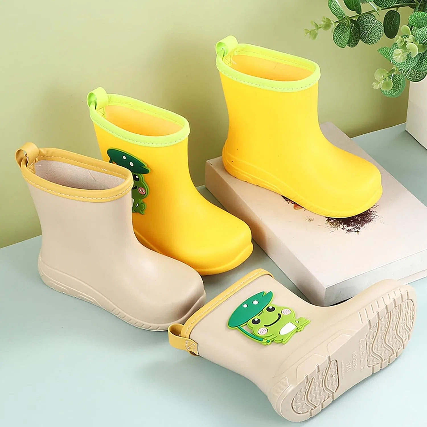Детские резиновые сапоги для девочек с принтом лягушки Frog Graphic, Yellow — фото 2